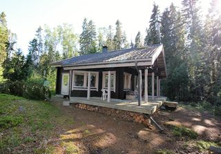 <b>Viddasholmen, ster, Maxmo</b><br />
Sommarstuga 2010, 41 m, tomt 11 143 m